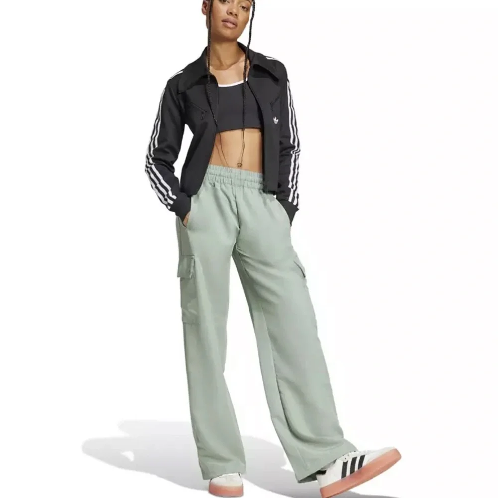 Adidas Light Green Cargo Pants NWT - Picture 2 of 10